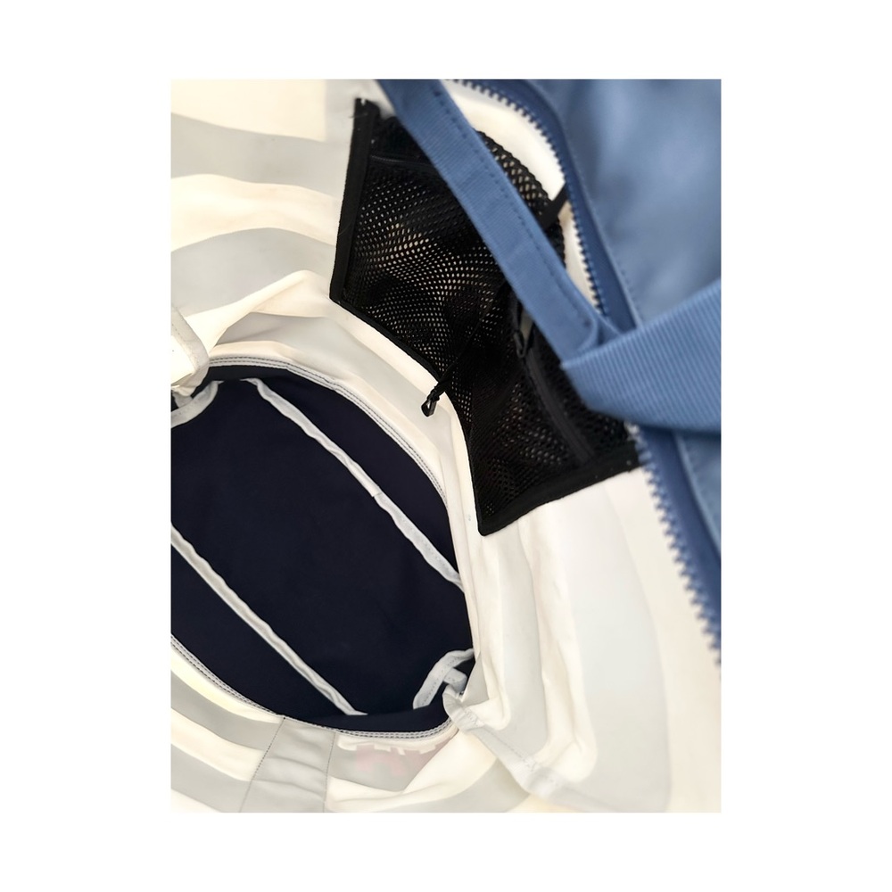 Helly Hansen Navy and White Striped Tote - Picture 7 of 7